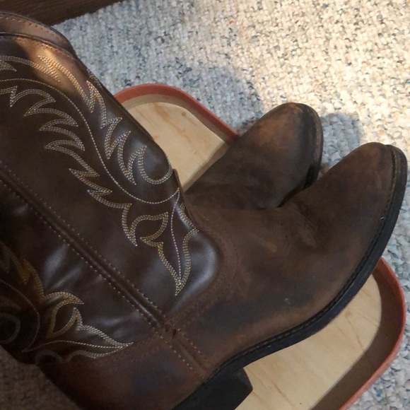 Brown leather cowgirl boots - Picture 3 of 5